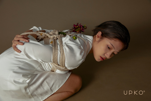 Lina Do Krępowania Upko Restraints Bondage Rope Gold UPKO