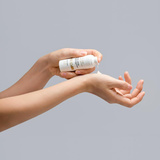 Intimate serum for the V