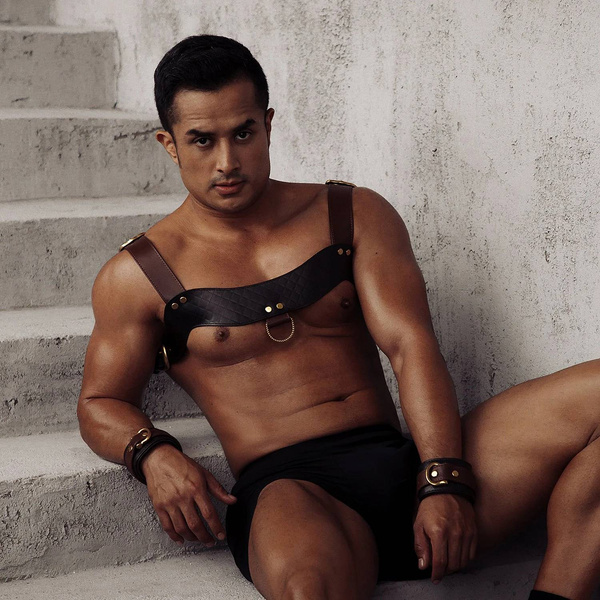 The Equestrian Leather Wrist Cuffs Liebe Seele