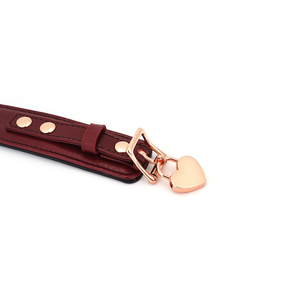 Liebe Seele Wine Red Curved Collar