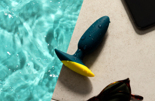 Bass Green Vibrating Anal Plug Romp