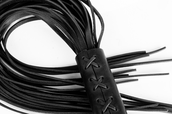 Large black lace-up flogger Primal Bond Whips