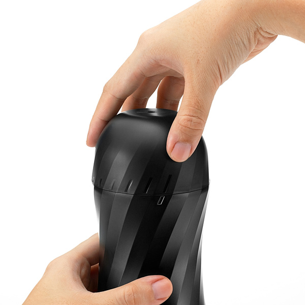 Masturbator Air-Tech Twist Reusable Vacuum Cup Tickle Tenga