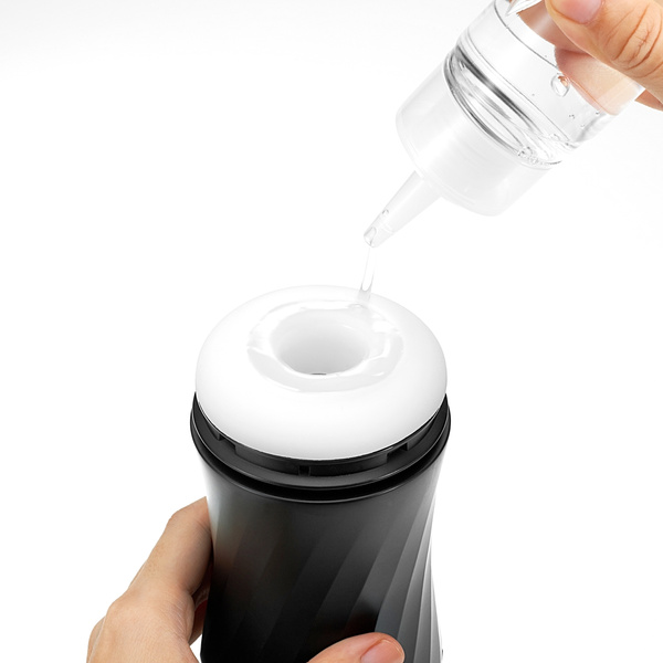 Masturbator Air-Tech Twist Reusable Vacuum Cup Ripple Tenga