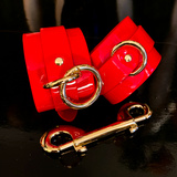 Kajdanki Na Nadgarstki High Gloss Wrist Cuffs Red/Gold Kinky Diva